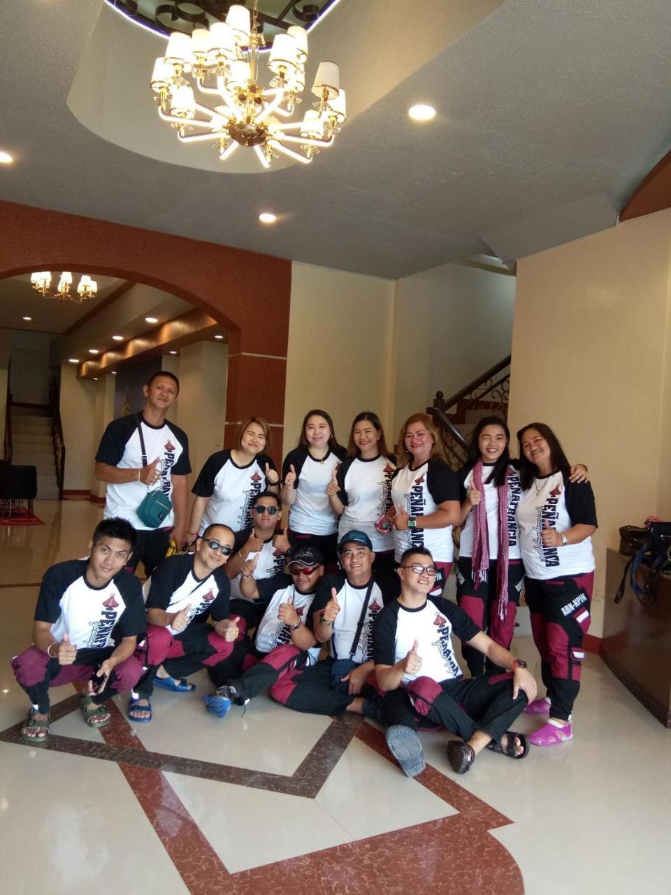 เอลิซาเบธ โฮเทล - นากา Hotel Pili  ภายนอก รูปภาพ